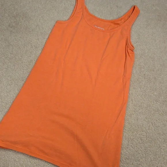 Tank Top Bundle - Picture 8 of 11